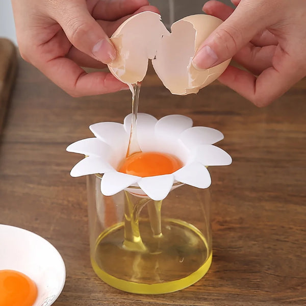 Flower Egg Yolk Separator — Egg White & Yolk Divider for Baking