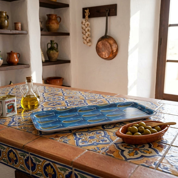 Sardine-print slim serving tray